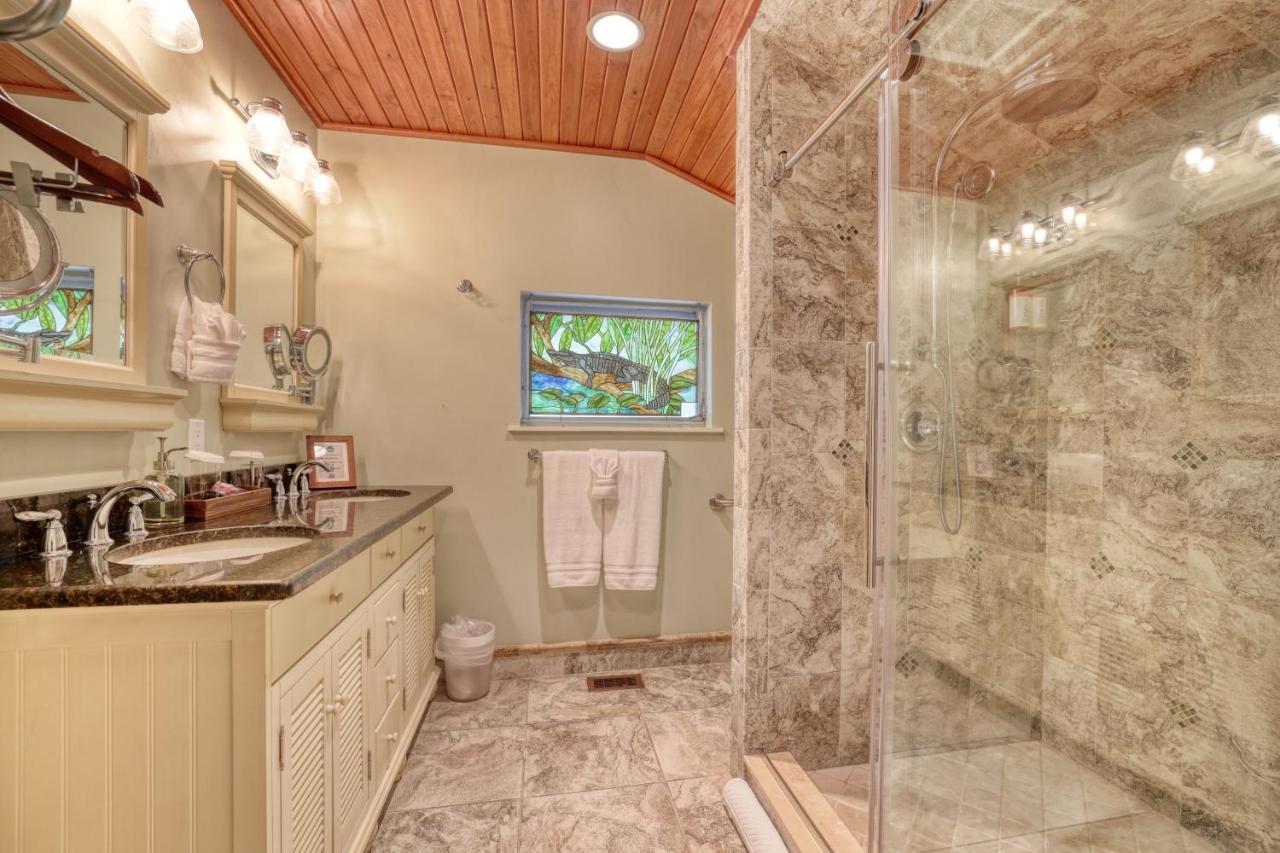 The Hibiscus House Of Fort Myers Exterior photo